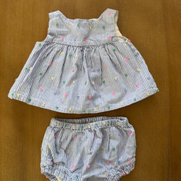 GAP Two Piece Outfit - Picture 2 of 4